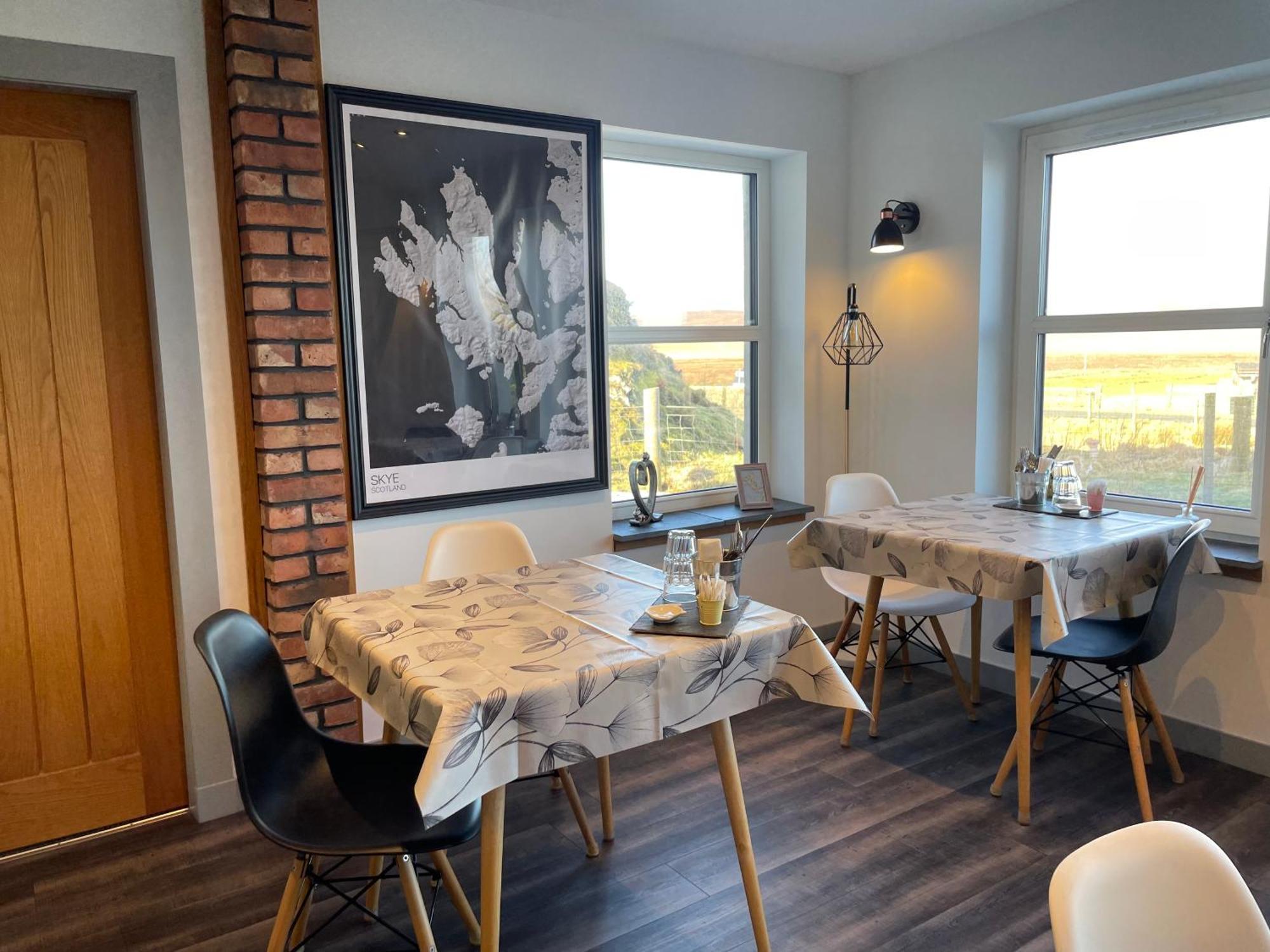 The Bridge B&B Kilmaluag Екстер'єр фото