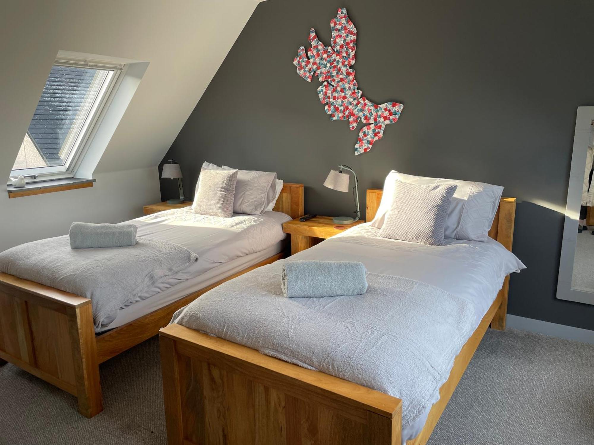The Bridge B&B Kilmaluag Екстер'єр фото