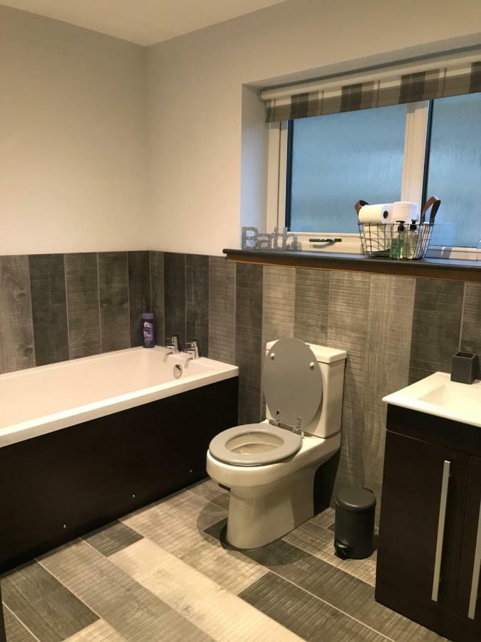The Bridge B&B Kilmaluag Екстер'єр фото